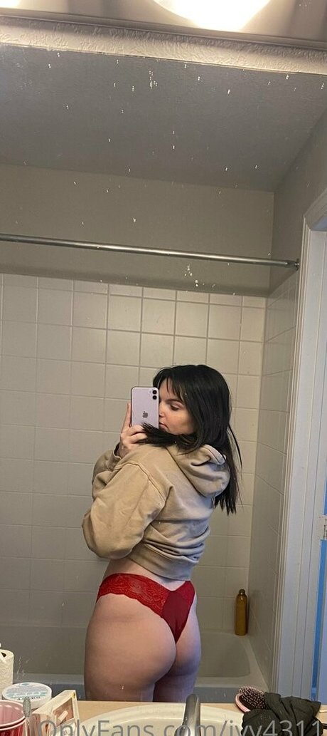 Photo nue de fuite OnlyFans de Ivy4311