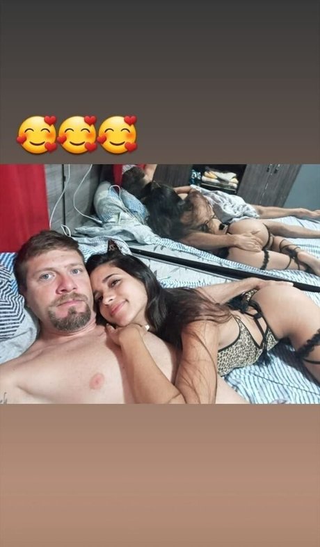 Photo nue de fuite OnlyFans de Lari Cogumelos