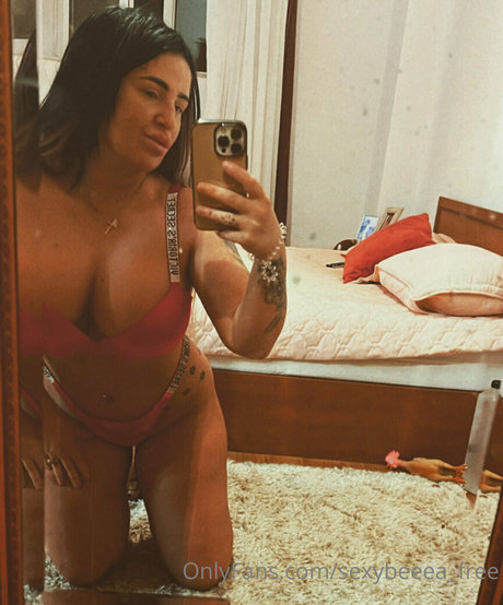 Sexybeeeafree
