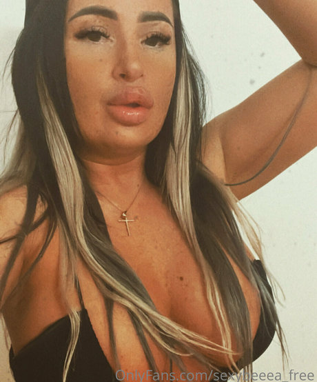 Sexybeeeafree
