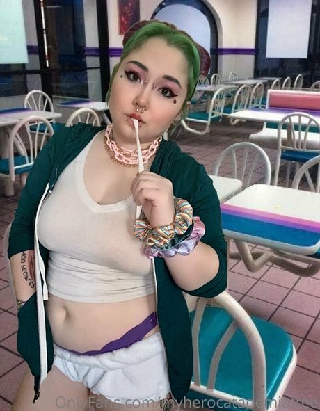 Myherocatademiafree