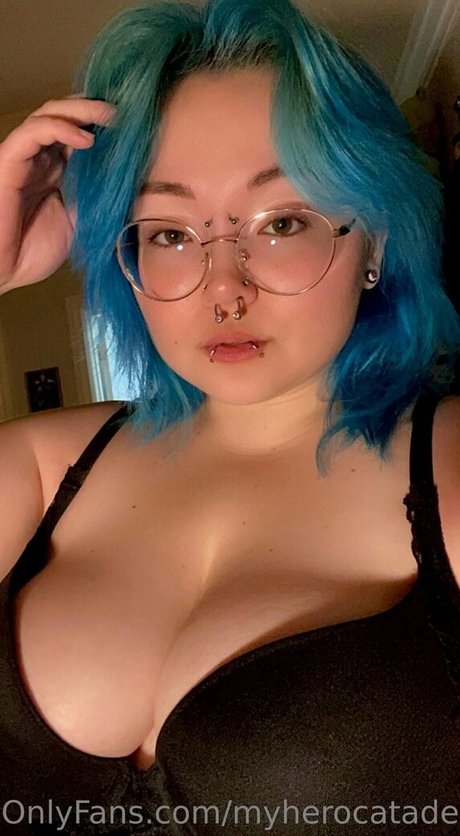 Myherocatademiafree