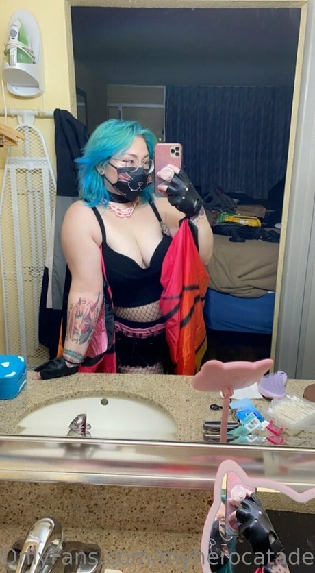 Myherocatademiafree
