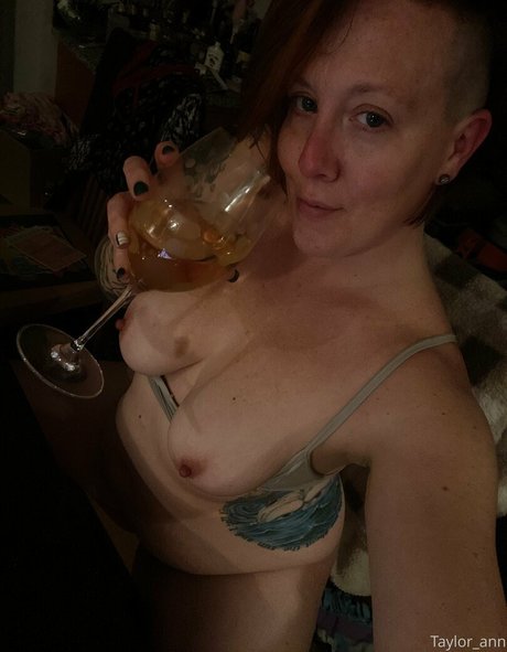 Photo nue de fuite OnlyFans de Taylorann69