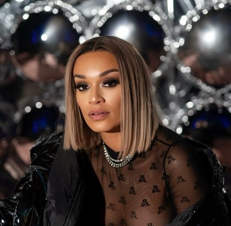 Photo nue de fuite OnlyFans de Pearl Thusi