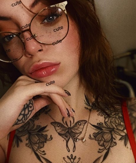 Photo nue de fuite OnlyFans de Mollypapenny