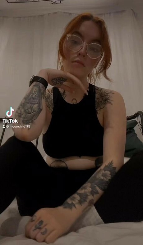 Photo nue de fuite OnlyFans de Mollypapenny