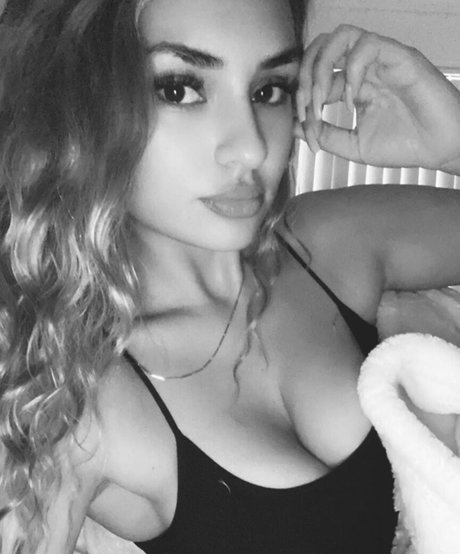 Photo nue de fuite OnlyFans de Lydia Simonis