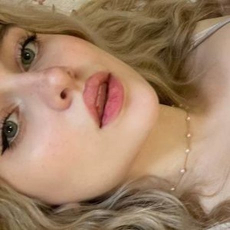 Photo nue de fuite OnlyFans de Maryanamoss