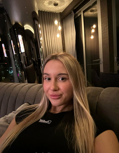 Photo nue de fuite OnlyFans de Emmachesters