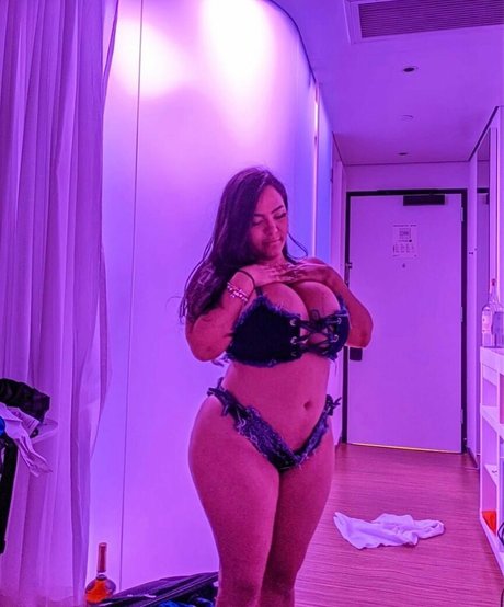 Jaki-Oppai