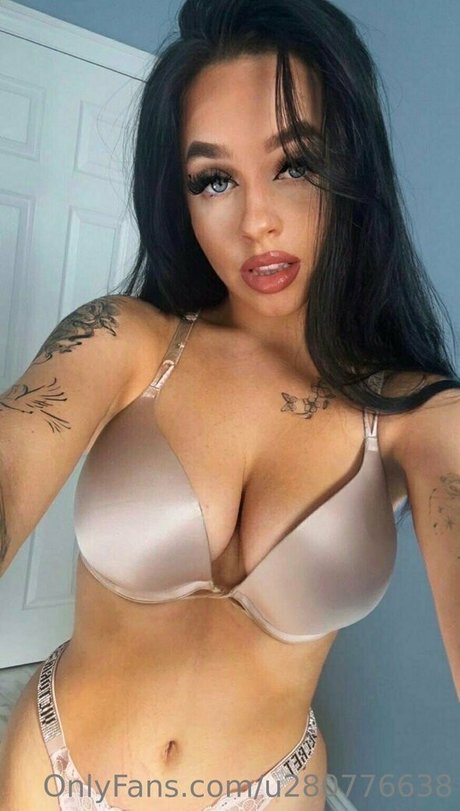 Photo nue de fuite OnlyFans de Bellabrooksxo