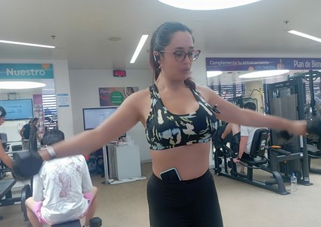 Photo nue de fuite OnlyFans de Officefacil
