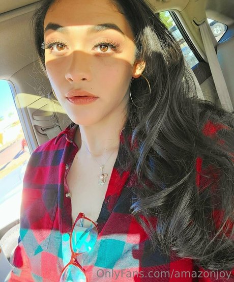 Photo nue de fuite OnlyFans de Amazonjoy