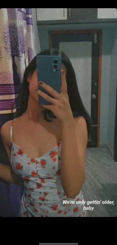 Photo nue de fuite OnlyFans de Sakshi Patil