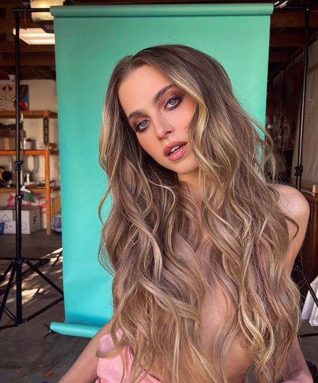 Photo nue de fuite OnlyFans de Anne Winters