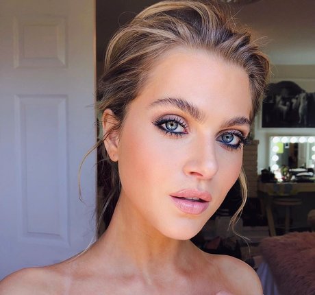 Photo nue de fuite OnlyFans de Anne Winters