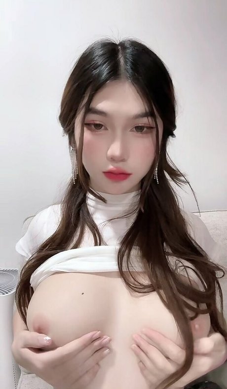 Photo nue de fuite OnlyFans de Kumyooah