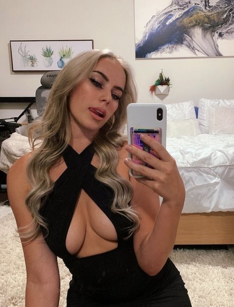 Photo nue de fuite OnlyFans de Kelsey Remige