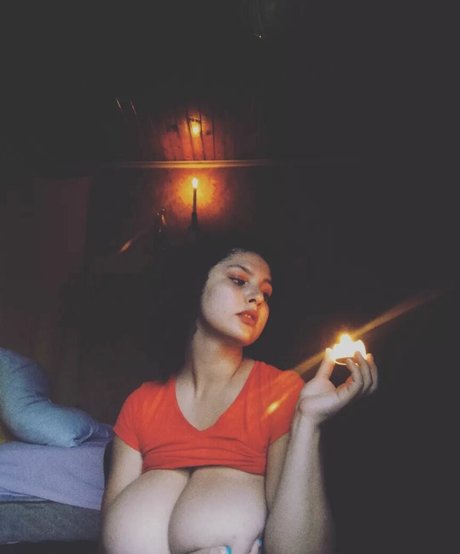 Photo nue de fuite OnlyFans de Intuitiveinsight