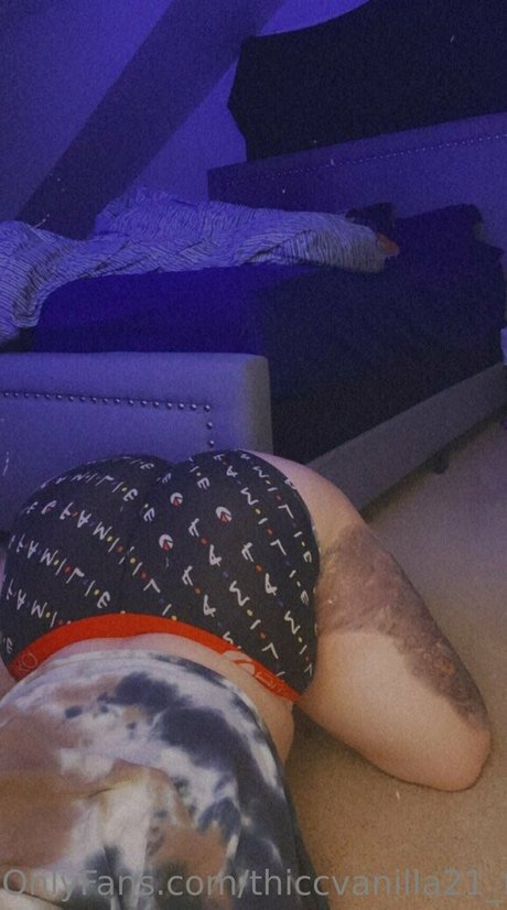 Photo nue de fuite OnlyFans de Thiccvanilla21free