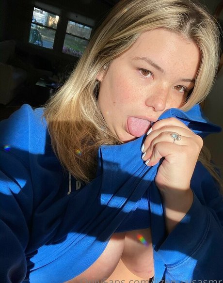 Photo nue de fuite OnlyFans de Liz Equals Asmr