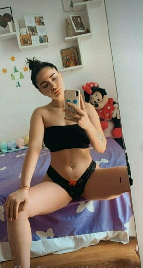 Photo nue de fuite OnlyFans de Nessanina