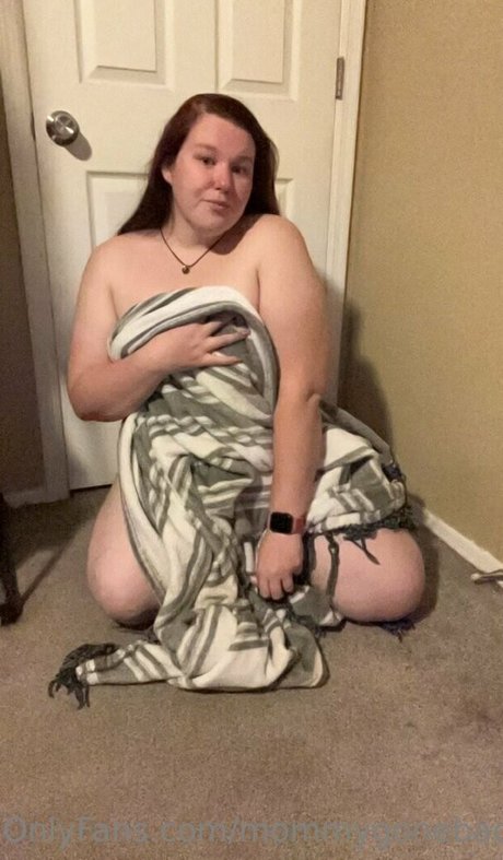 Photo nue de fuite OnlyFans de Mommygonebad