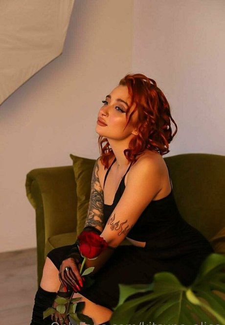 Photo nue de fuite OnlyFans de Kitsunealicie