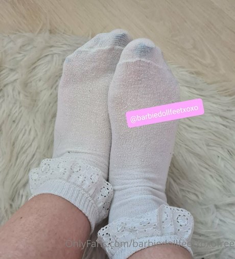 Barbiedollfeetxoxofree