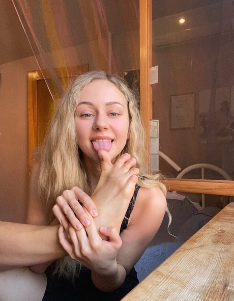 Photo nue de fuite OnlyFans de Kflexiblefeet