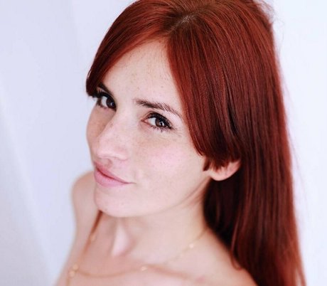 Photo nue de fuite OnlyFans de Ammyredheadofficial