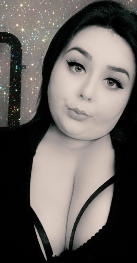 Photo nue de fuite OnlyFans de Ssbbwadeline