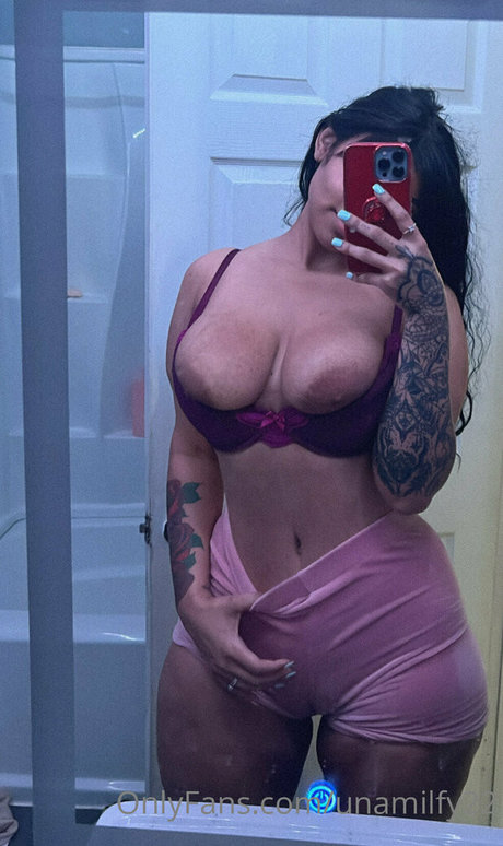 Photo nue de fuite OnlyFans de Unamilfy22