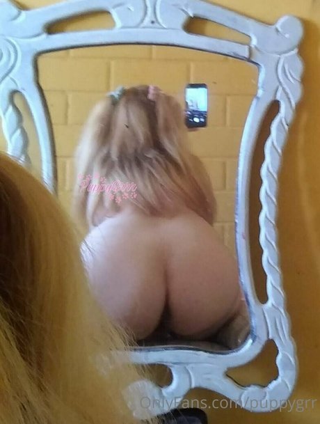 Photo nue de fuite OnlyFans de Puppygrrr