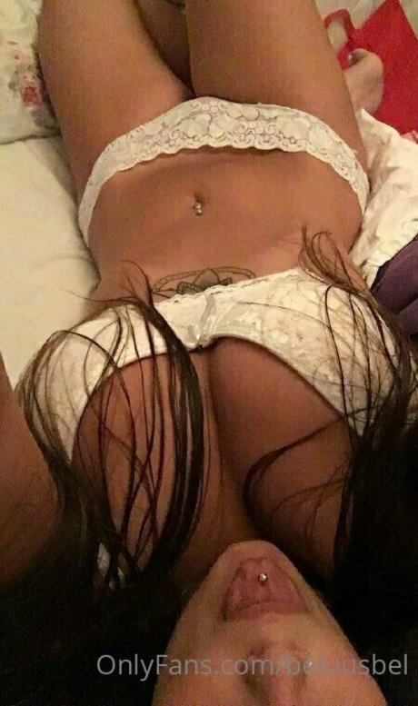 Photo nue de fuite OnlyFans de Beluusbel