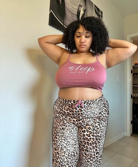 Photo nue de fuite OnlyFans de Mizzmelons