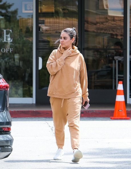 Photo nue de fuite OnlyFans de Mila Kunis