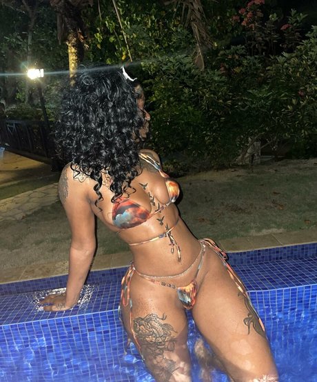 Photo nue de fuite OnlyFans de Sharondaduhdon