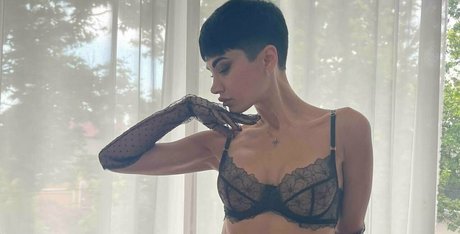 Photo nue de fuite OnlyFans de Badm0mmy