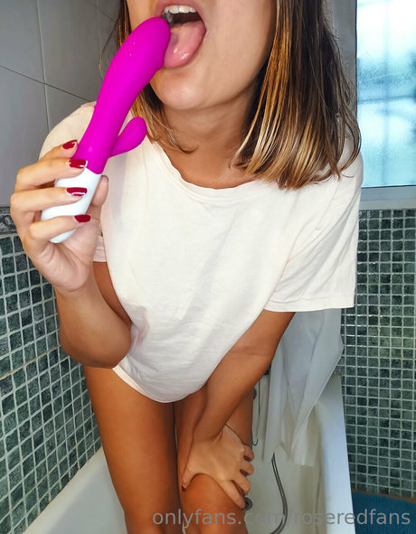 Photo nue de fuite OnlyFans de Roseredfans