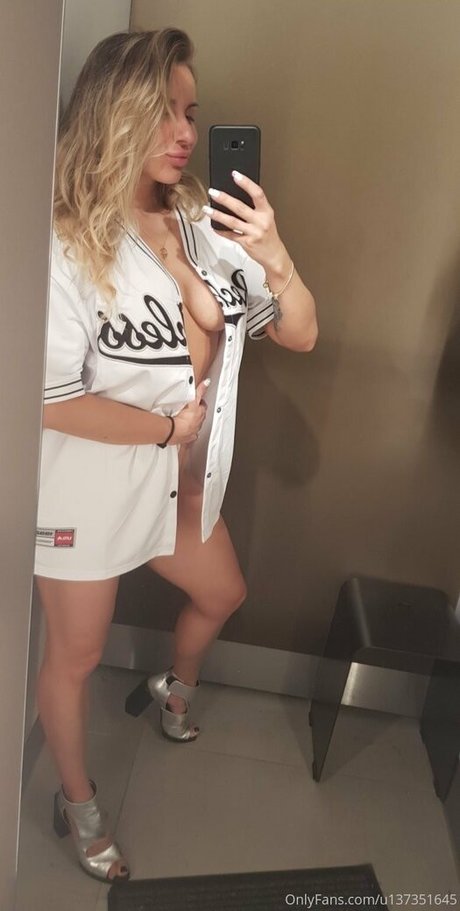 Photo nue de fuite OnlyFans de Hotinessa