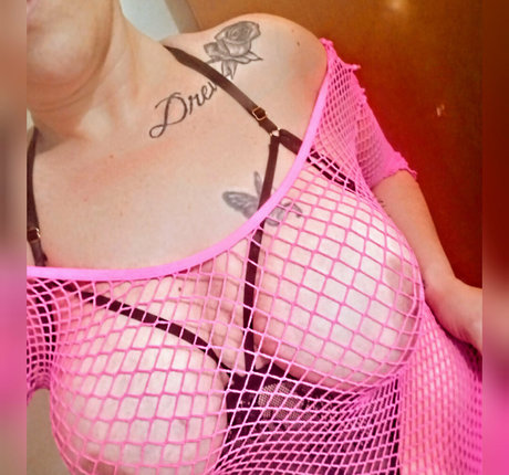 Photo nue de fuite OnlyFans de Queenbunni44