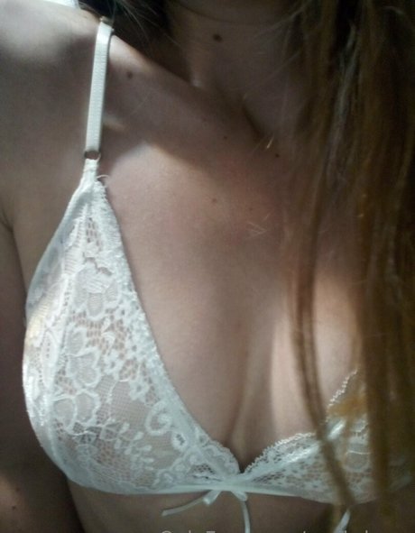 Photo nue de fuite OnlyFans de Emilykane