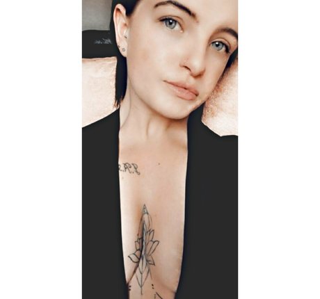 Photo nue de fuite OnlyFans de Demigodjansevanrensburg