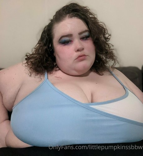 Photo nue de fuite OnlyFans de Littlepumpkinssbbw