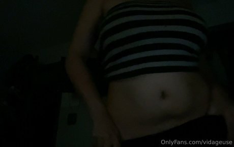 Photo nue de fuite OnlyFans de Vidageuse