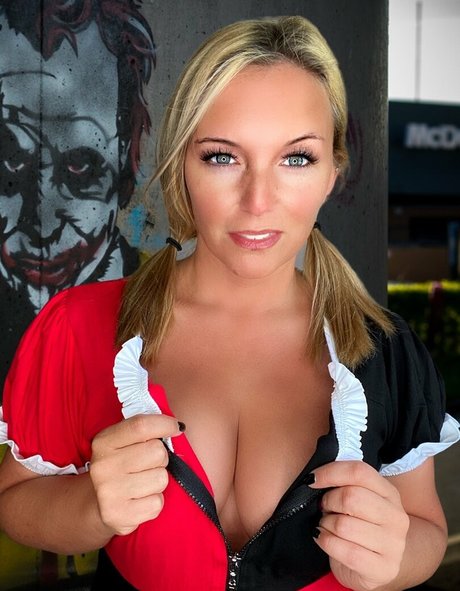 Realelizajayne