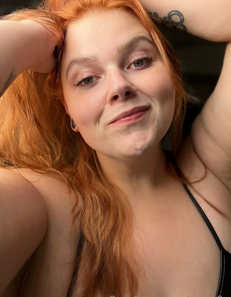 Photo nue de fuite OnlyFans de Bbapplehoneybbw