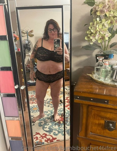 Photo nue de fuite OnlyFans de Bambibouchet46ifree